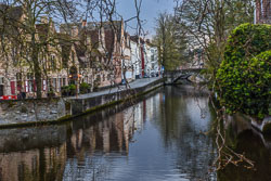 2022 Brugge bij het invallen van de avond