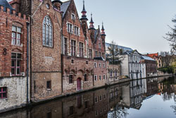 2022 Brugge bij het invallen van de avond